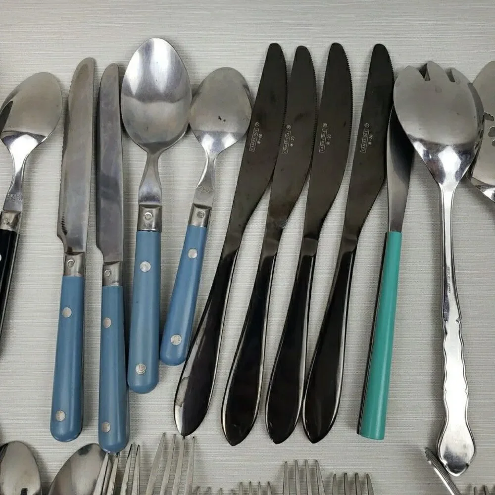 Mix Lot of Flatware Silverware Serving Utensil Stainless Spoons Forks Knives
